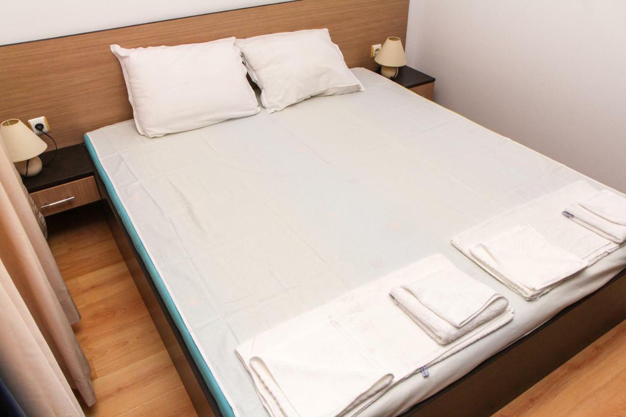 סאני ביץ' Guest Apartments Salena מראה חיצוני תמונה