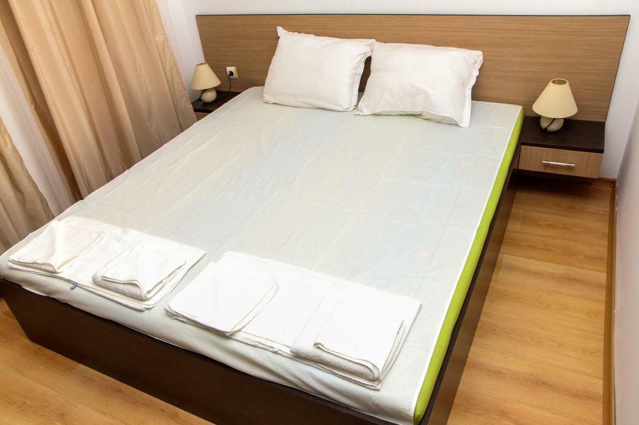 סאני ביץ' Guest Apartments Salena מראה חיצוני תמונה