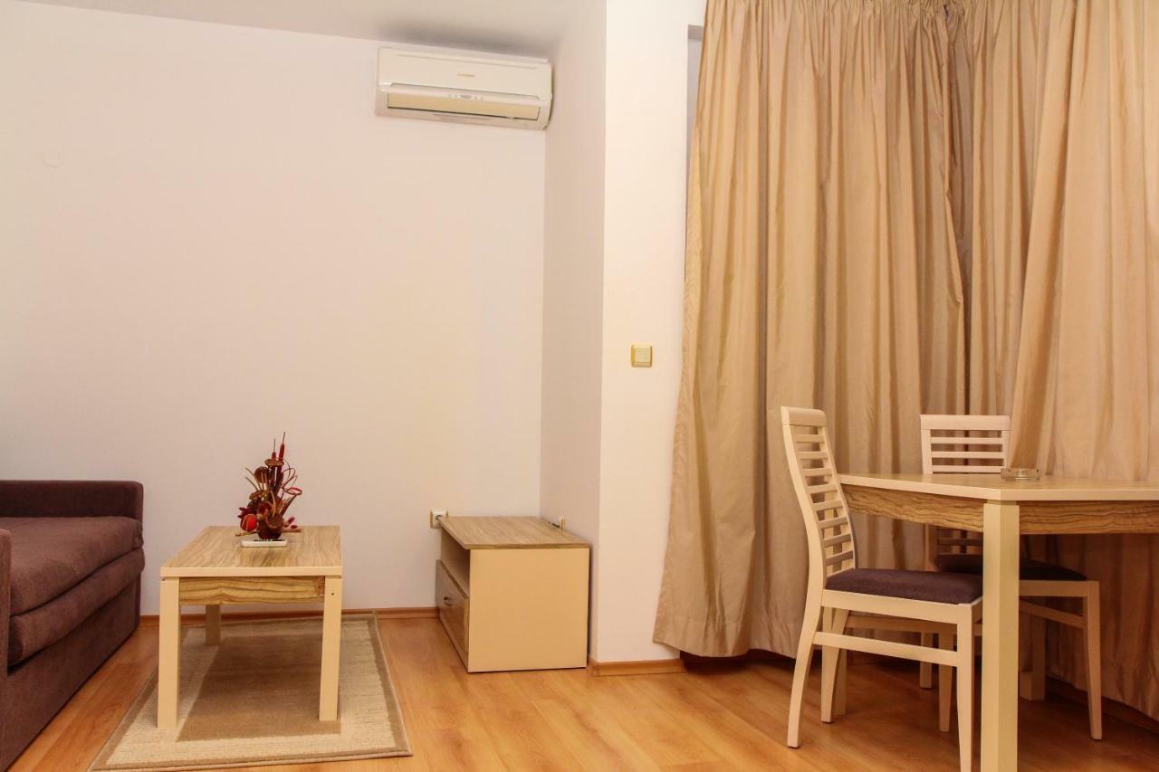 סאני ביץ' Guest Apartments Salena מראה חיצוני תמונה