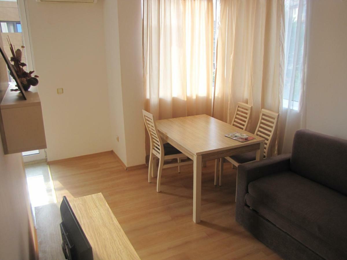 סאני ביץ' Guest Apartments Salena מראה חיצוני תמונה