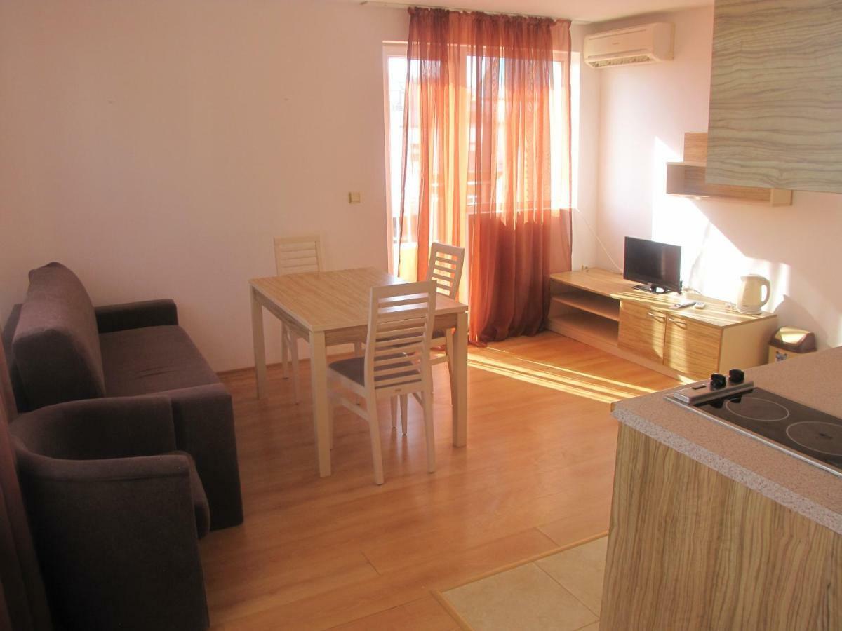 סאני ביץ' Guest Apartments Salena מראה חיצוני תמונה