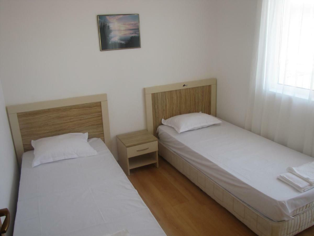 סאני ביץ' Guest Apartments Salena מראה חיצוני תמונה