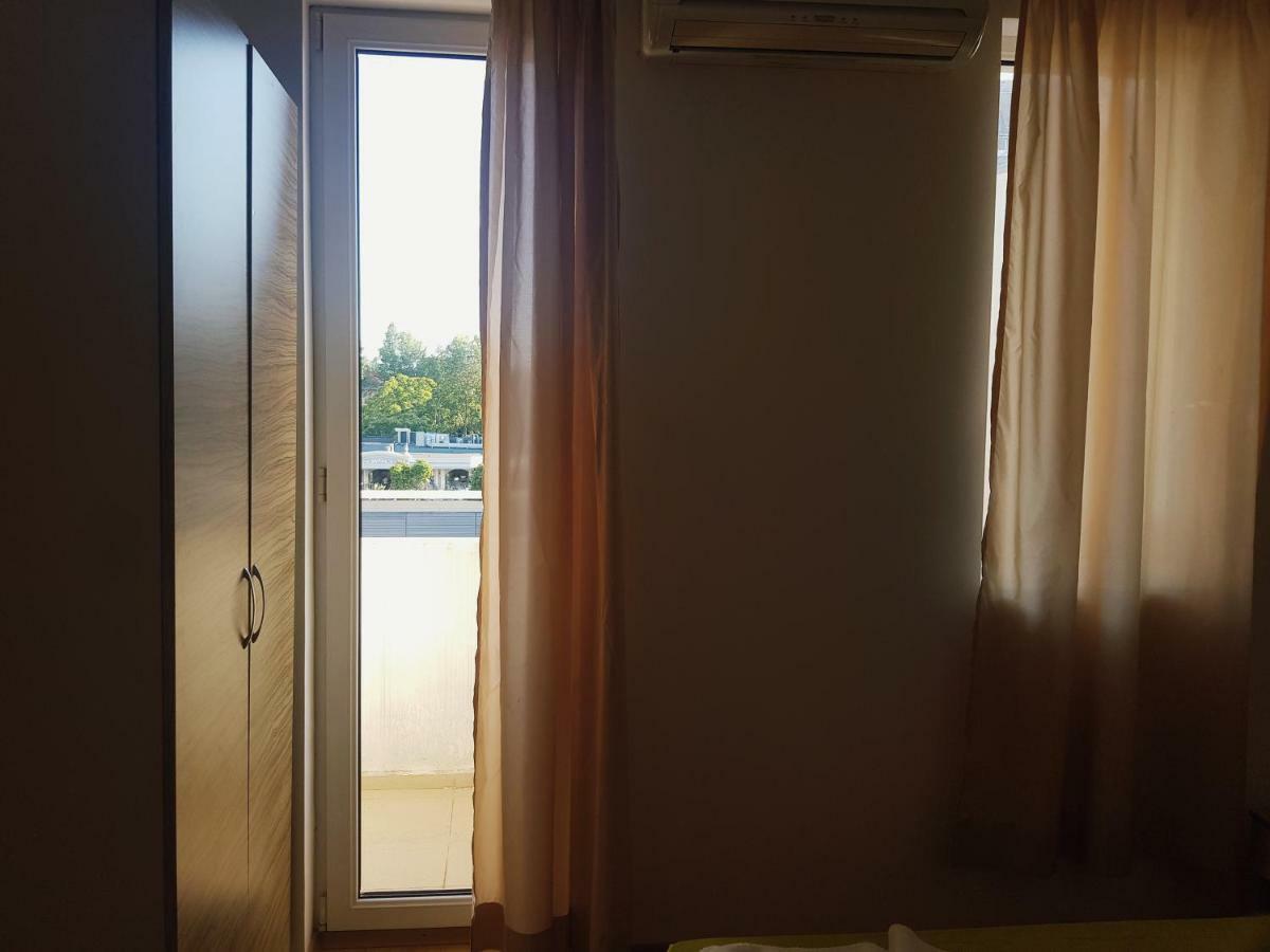 סאני ביץ' Guest Apartments Salena מראה חיצוני תמונה